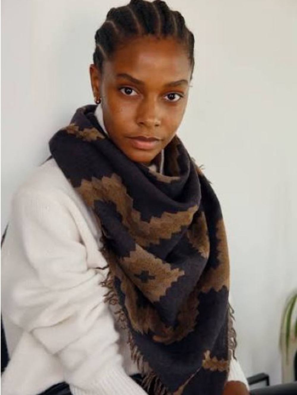 Aritzia Wilfred Diamond Blanket Scarf 100% Wool - Picture 1 of 5